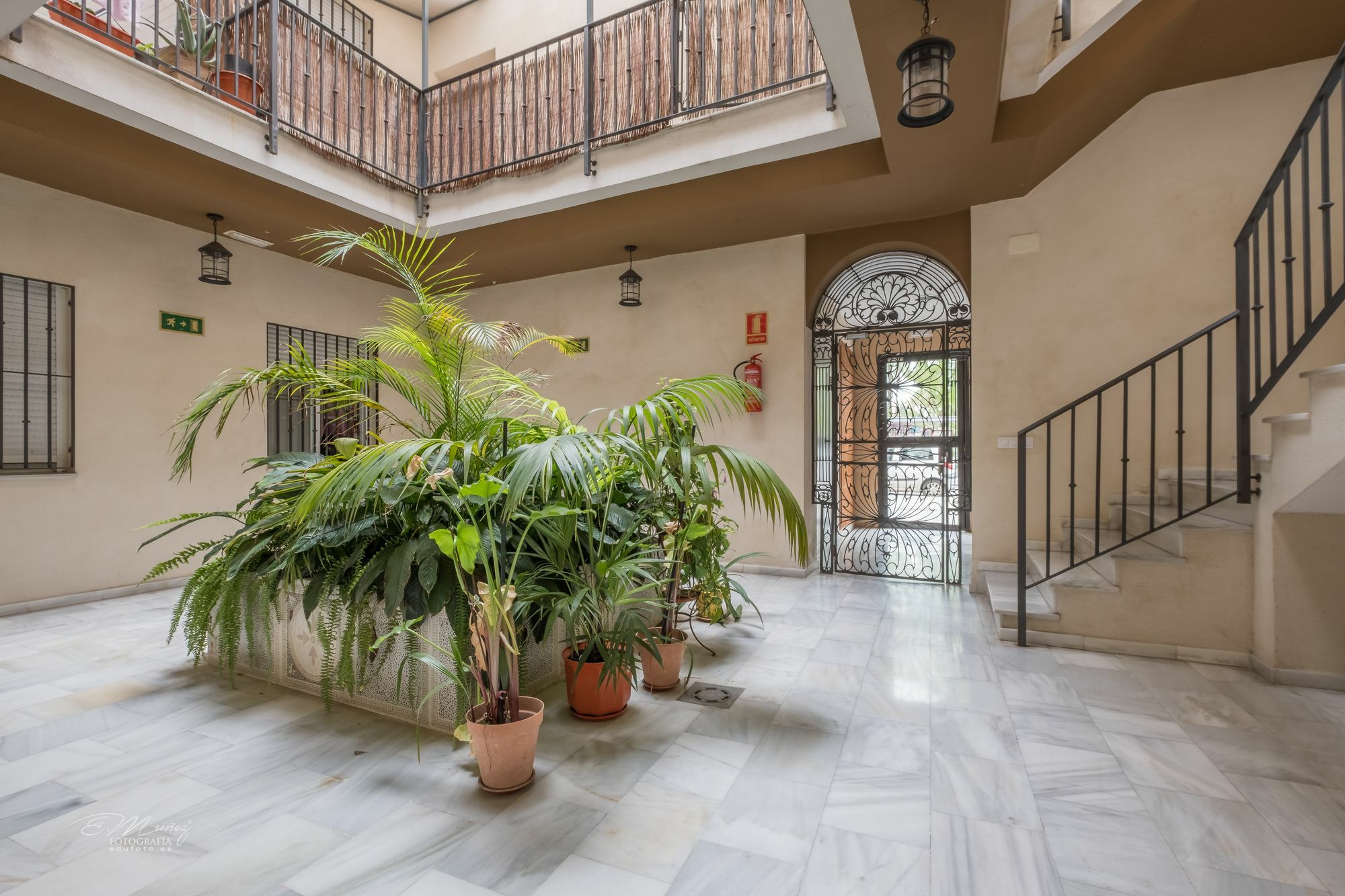 Apartamento Activa Macarena Sevilla Exterior foto